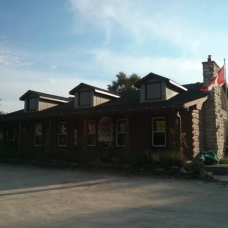 The Spirit Rock Outpost & Lodge Wiarton Esterno foto