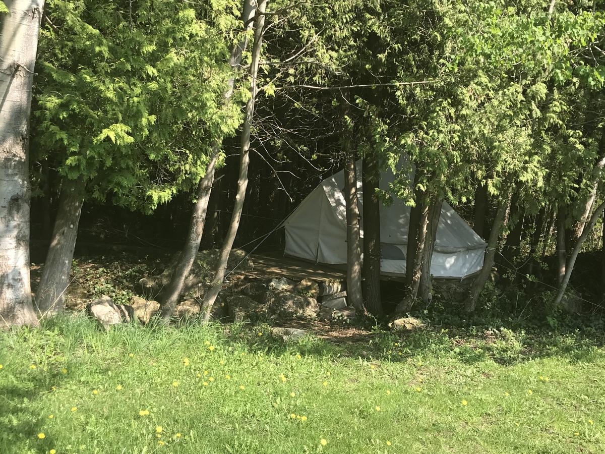 The Spirit Rock Outpost & Lodge Wiarton Esterno foto